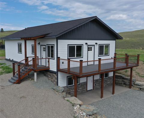 3805 US HWY 93 N Eureka MT 59917