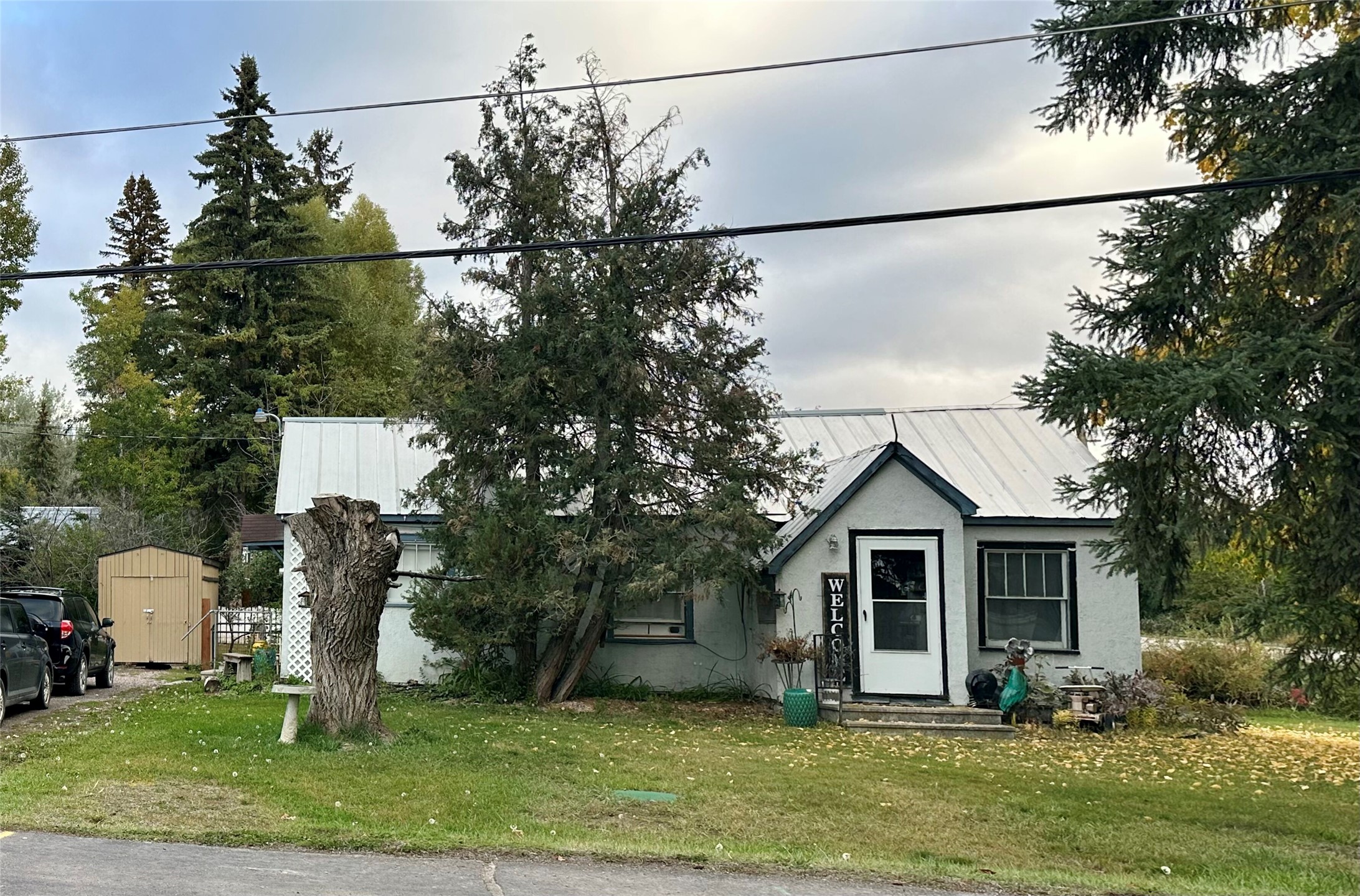 563 E Evergreen Drive