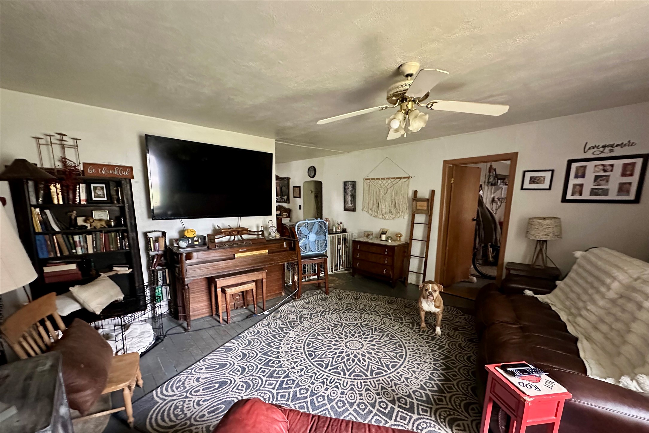 563 E Evergreen Drive