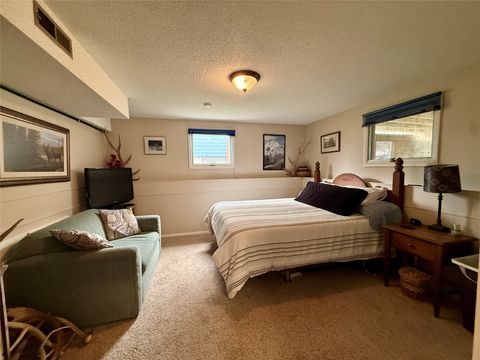 Tiny photo for 1013 26th Avenue SW, Great Falls, MT 59404 (MLS # 30069516)
