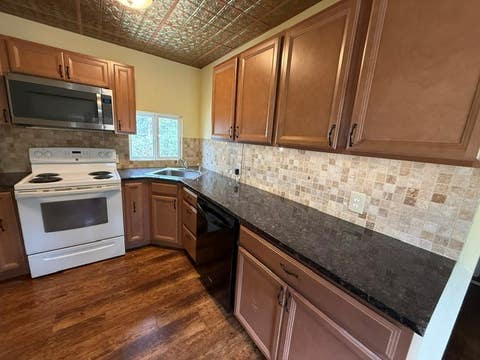 Tiny photo for 911 Keri Way, Corvallis, MT 59828 (MLS # 30076940)