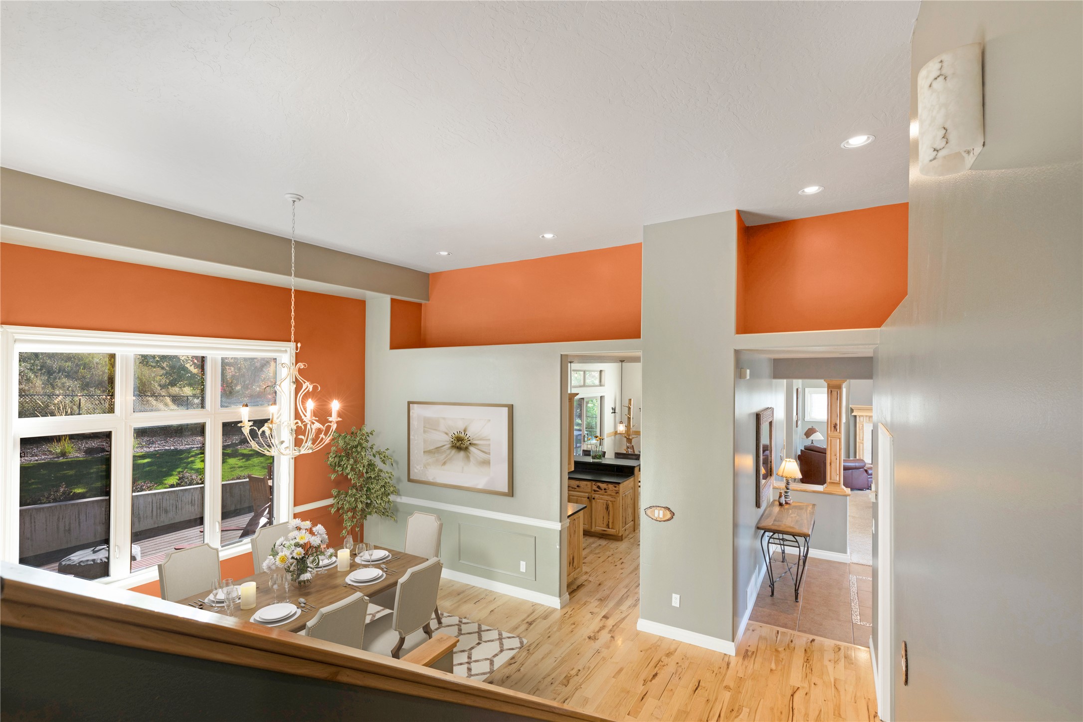 Missoula, Montana 59803, United States, 5 Bedrooms Bedrooms, ,4 BathroomsBathrooms,Residential,Pending,103013