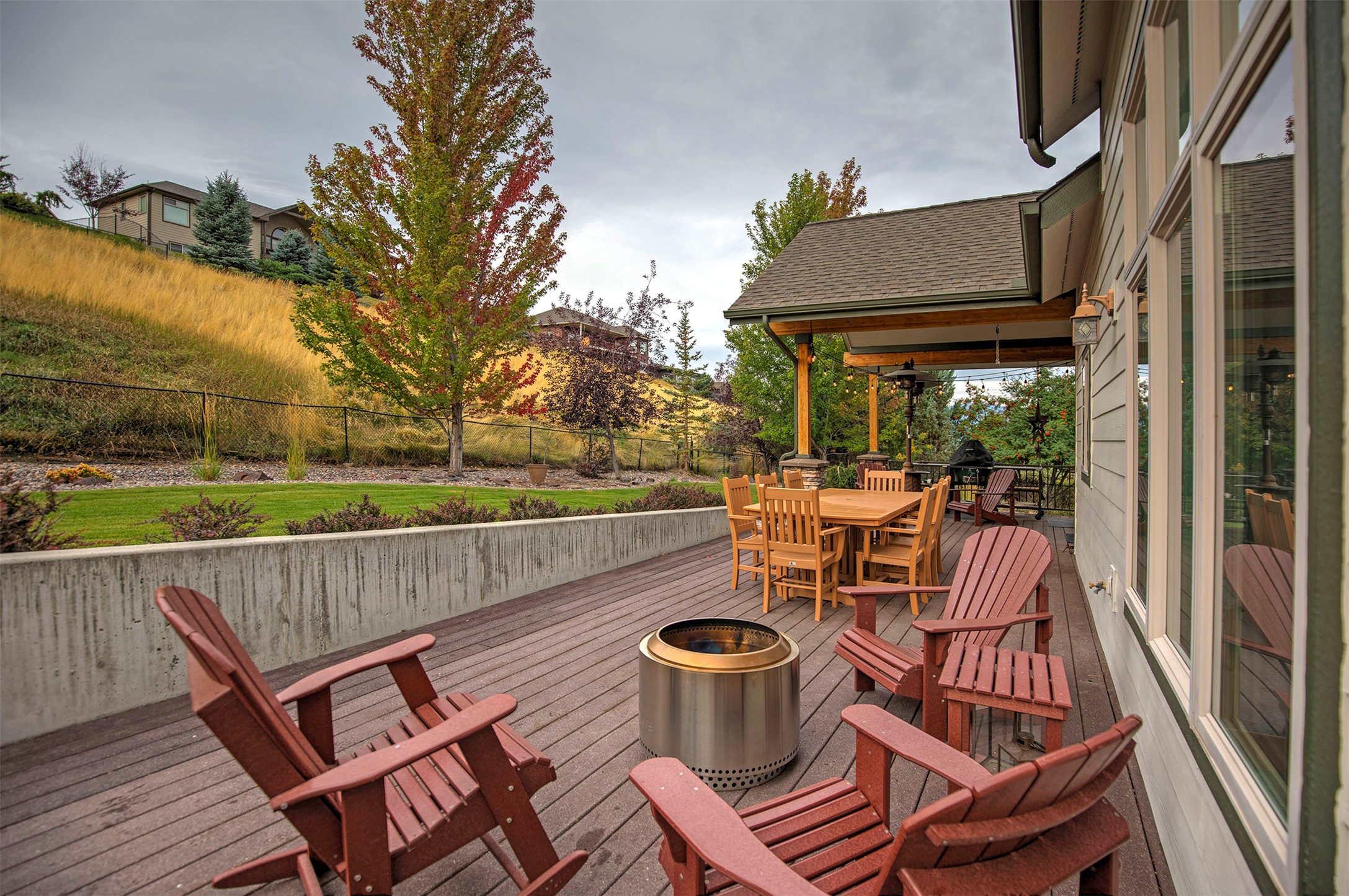 Missoula, Montana 59803, United States, 5 Bedrooms Bedrooms, ,4 BathroomsBathrooms,Residential,Pending,103013