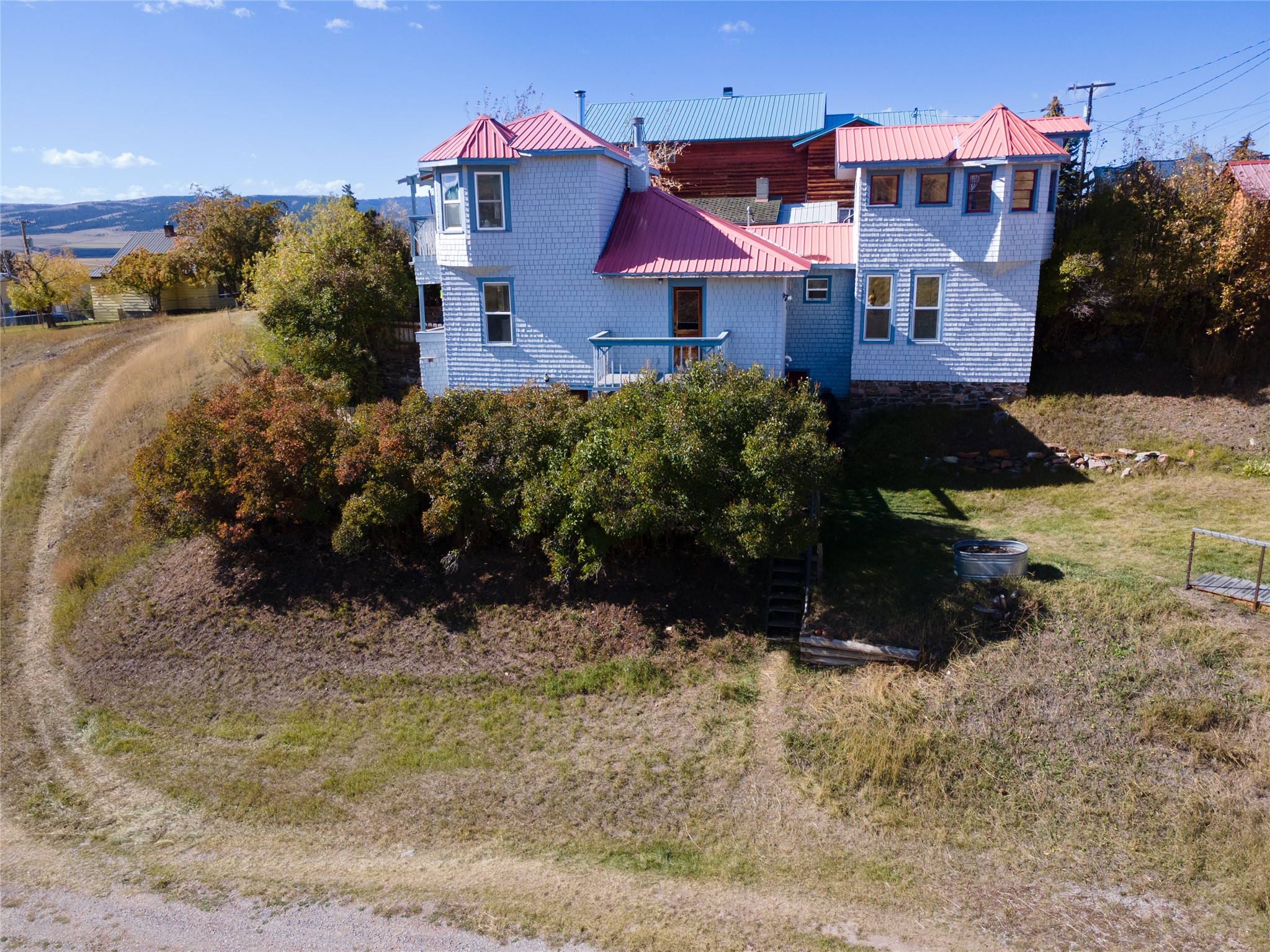 109 W Harrison Avenue