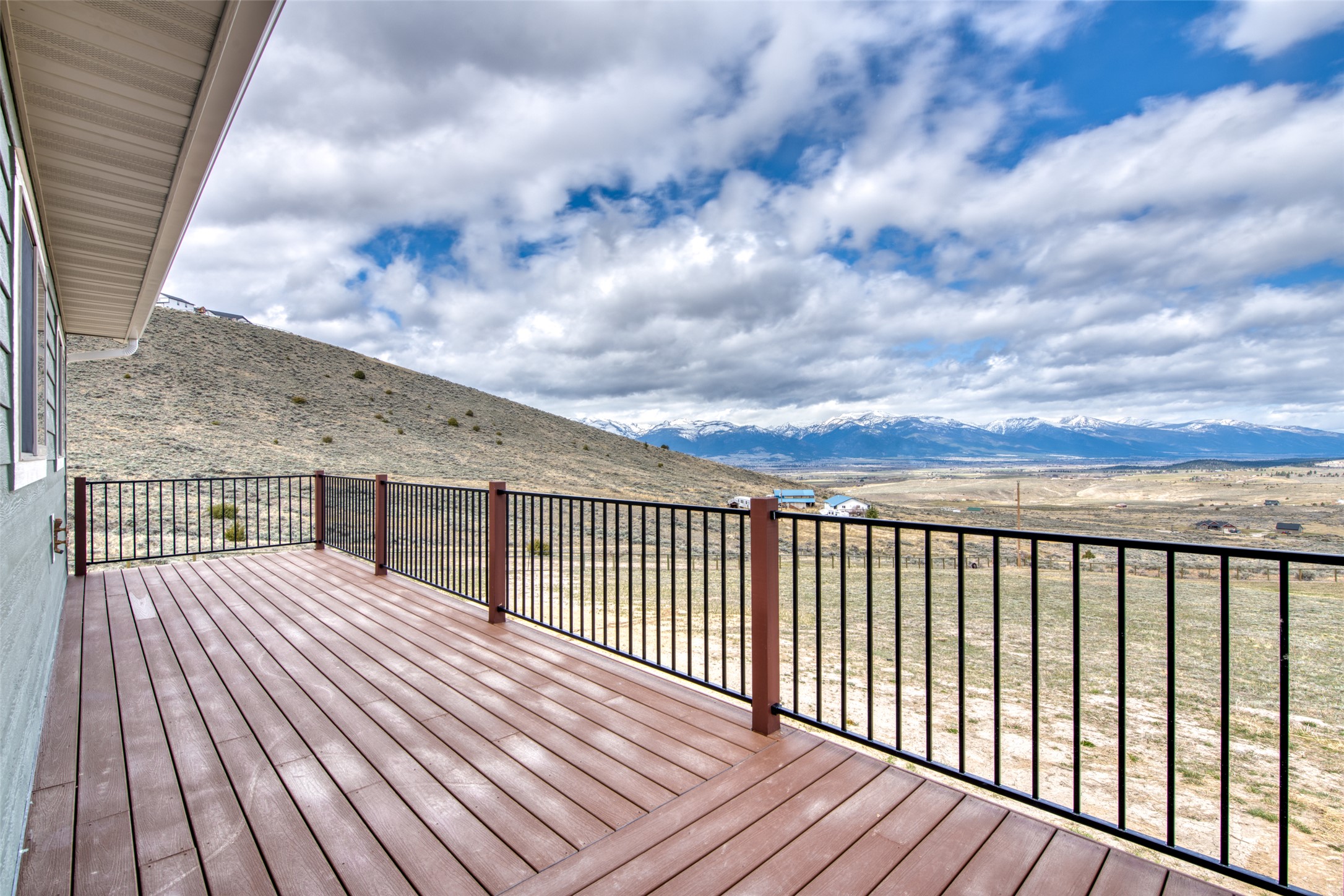 Corvallis, Montana 59828, United States, 4 Bedrooms Bedrooms, ,4 BathroomsBathrooms,Residential,Active,106619