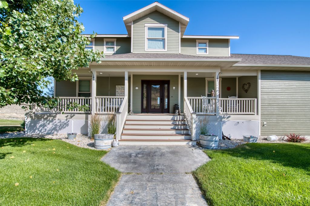 Photo of 825 Mystic Horse Lane, Corvallis, MT 59828 (MLS # 30046172)