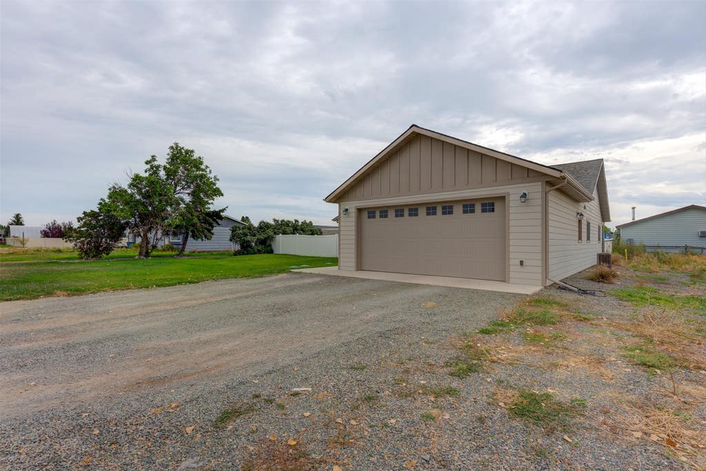 Photo of 4631 Victoria Drive, Helena, MT 59602 (MLS # 30077170)