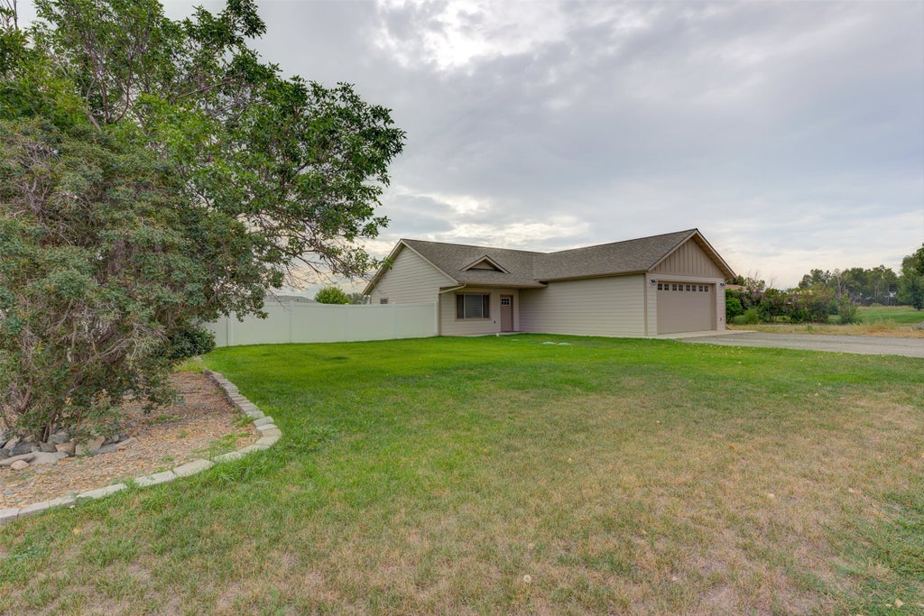 Photo of 4631 Victoria Drive, Helena, MT 59602 (MLS # 30077170)