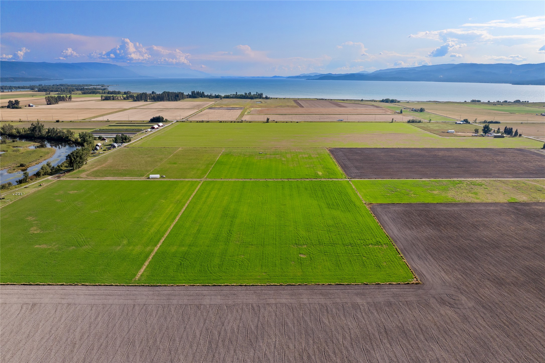 3943 Lower Valley Road