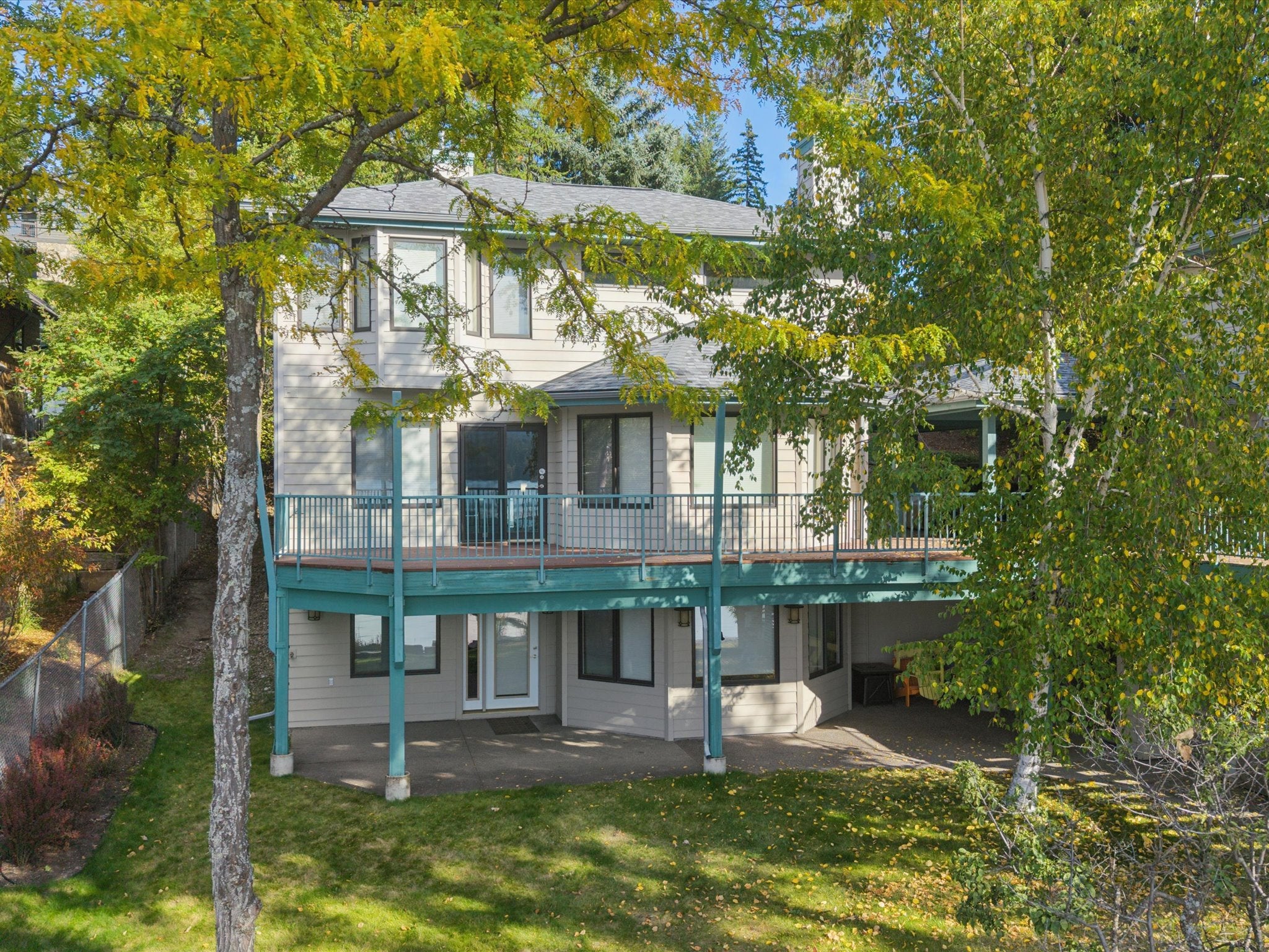 330 Dakota Avenue B