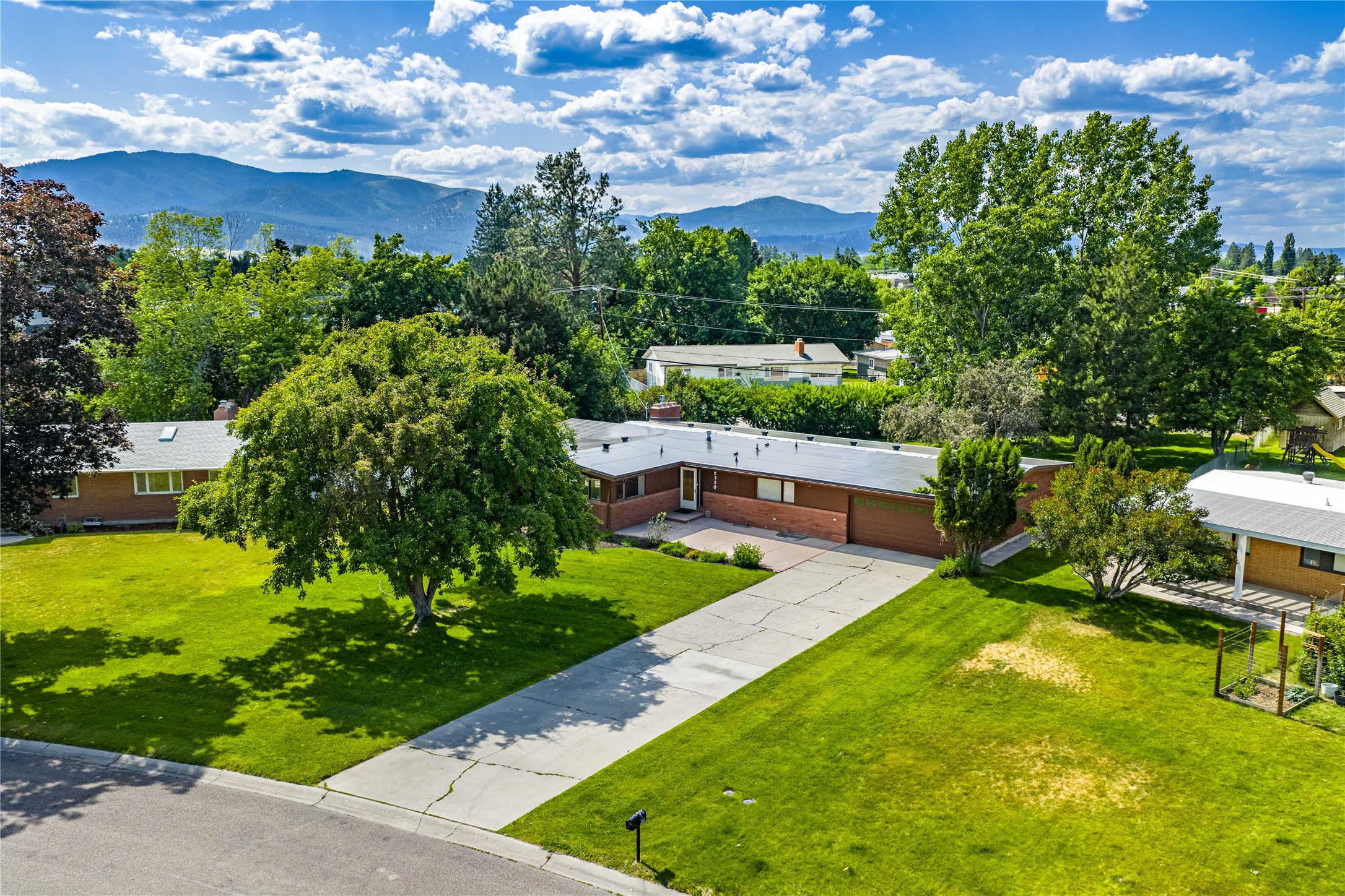 2320 Cloverdale Drive