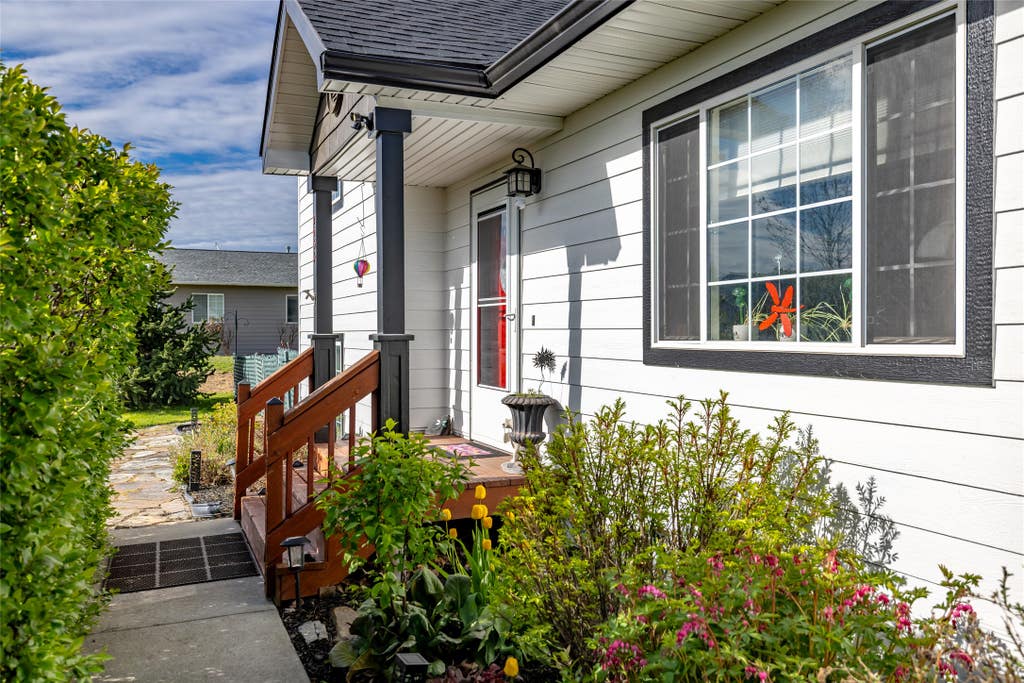 Photo of 2034 Ruddy Duck Drive, Kalispell, MT 59901 (MLS # 30070219)