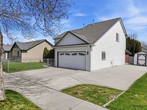 Tiny photo for 2800 Fleet Street, Missoula, MT 59808 (MLS # 30069992)