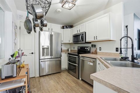Tiny photo for 2800 Fleet Street, Missoula, MT 59808 (MLS # 30069992)
