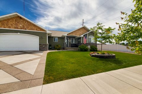 Tiny photo for 3605 12th Street NE, Great Falls, MT 59404 (MLS # 30068261)