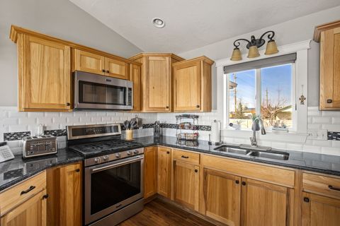 Tiny photo for 3605 12th Street NE, Great Falls, MT 59404 (MLS # 30068261)