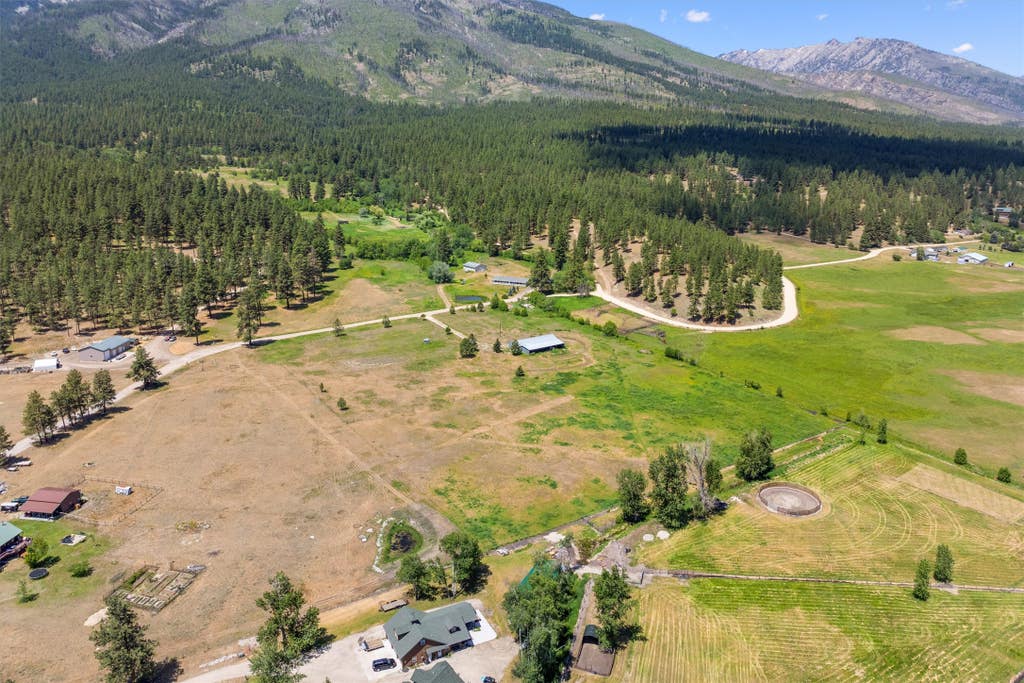 Photo of 643 Gold Creek Loop, Hamilton, MT 59840 (MLS # 30067198)
