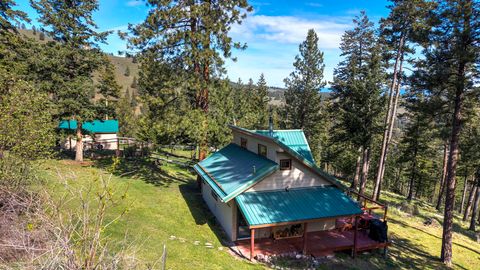 Photo of 10750 Cedar Ridge Road, Missoula, MT 59804 (MLS # 30069778)