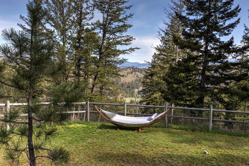 Photo of 10750 Cedar Ridge Road, Missoula, MT 59804 (MLS # 30069778)