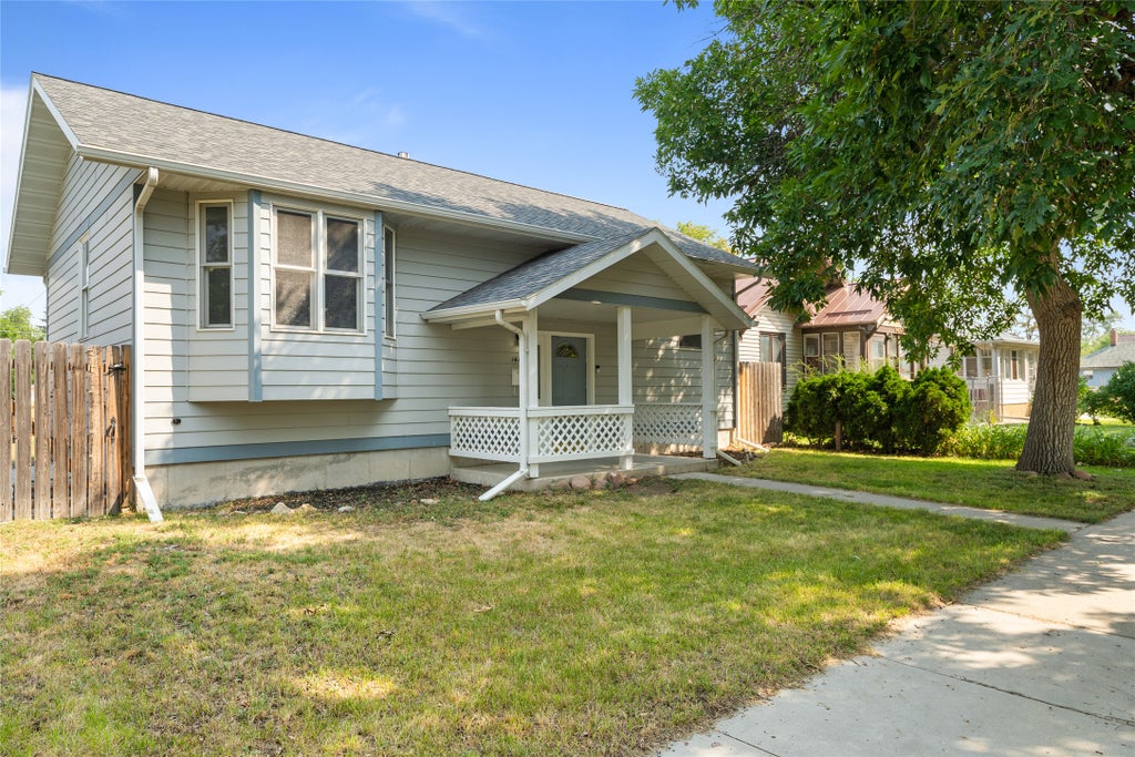 Photo of 1415 7th Avenue N, Great Falls, MT 59401 (MLS # 30077173)