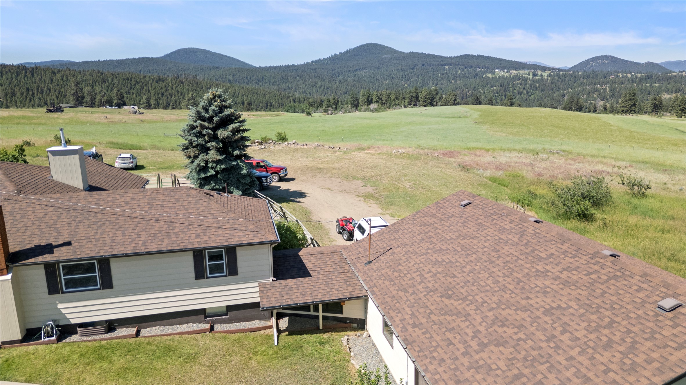 Clancy, Montana 59634, United States, 3 Bedrooms Bedrooms, ,3 BathroomsBathrooms,Residential,Pending,215813