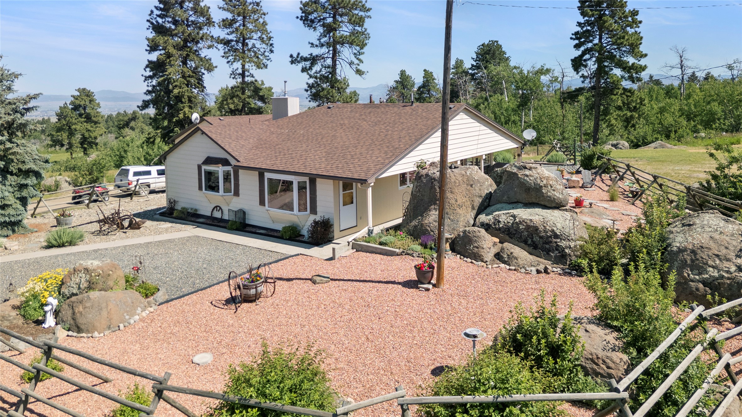 Clancy, Montana 59634, United States, 3 Bedrooms Bedrooms, ,3 BathroomsBathrooms,Residential,Pending,215813