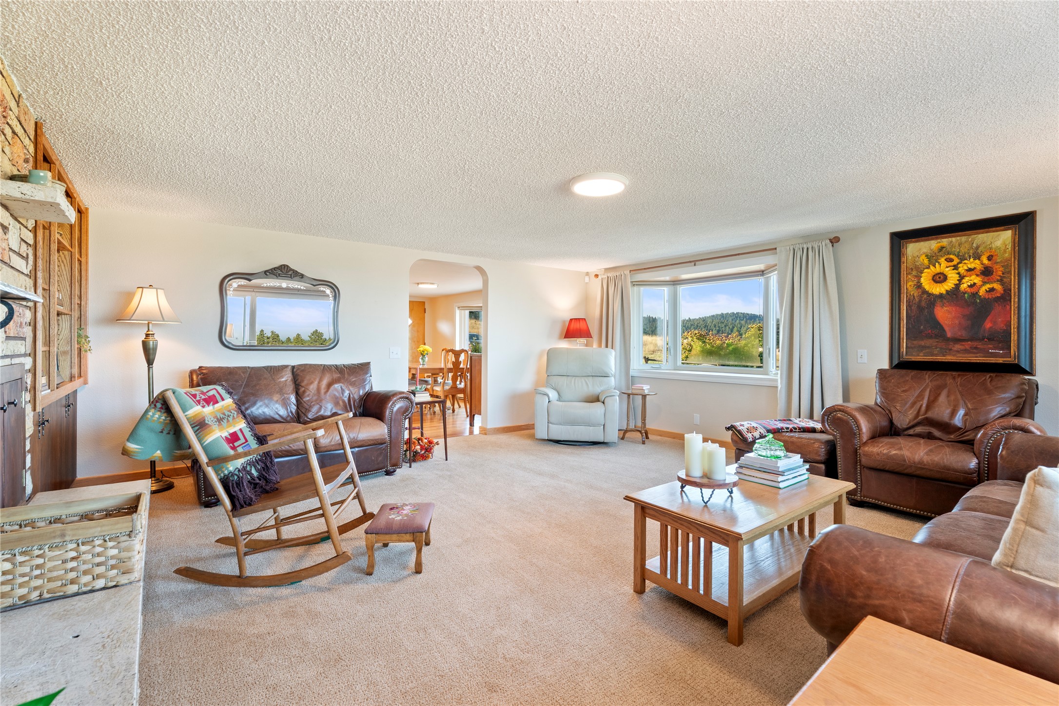 Clancy, Montana 59634, United States, 3 Bedrooms Bedrooms, ,3 BathroomsBathrooms,Residential,Pending,215813