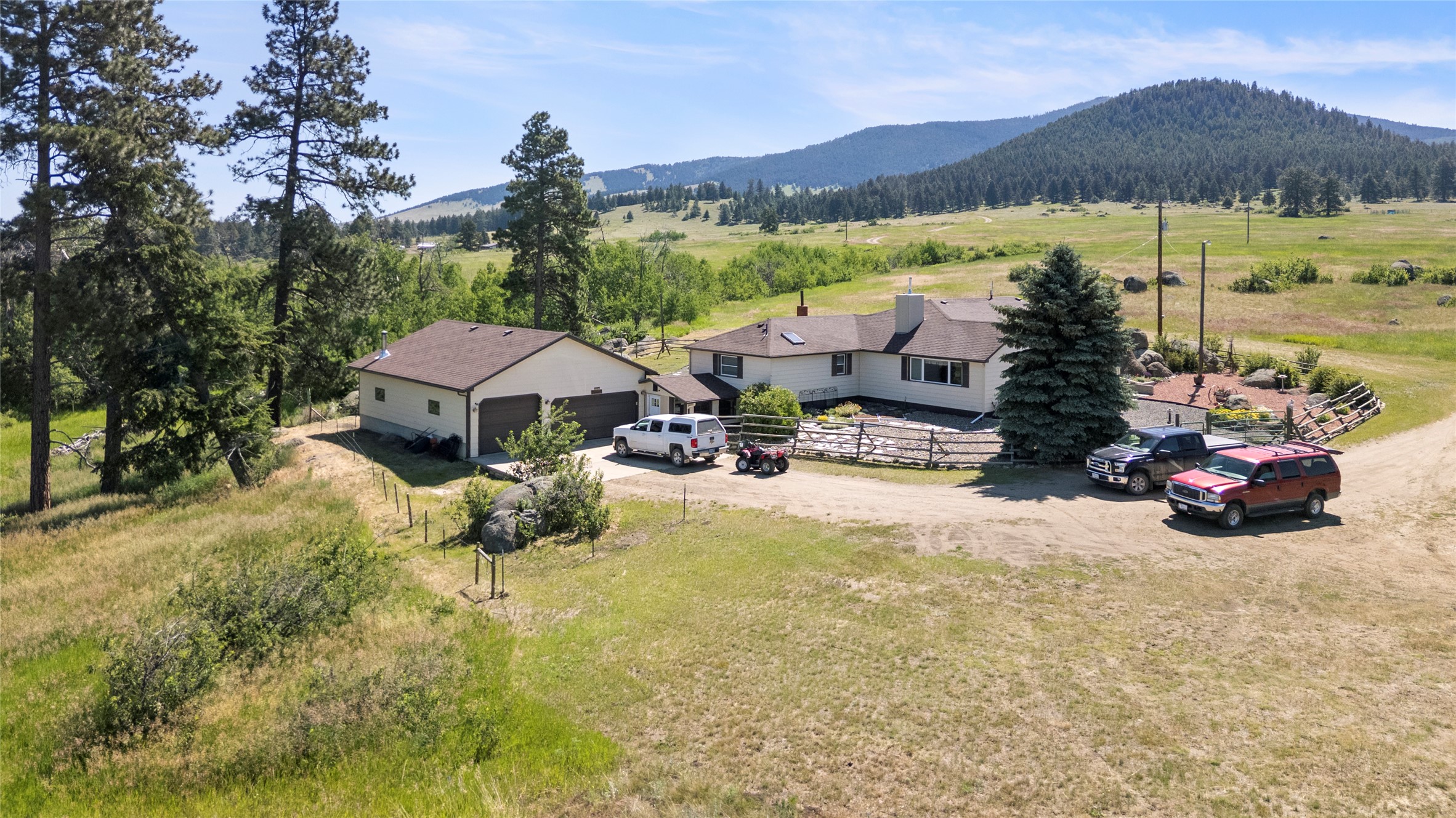 Clancy, Montana 59634, United States, 3 Bedrooms Bedrooms, ,3 BathroomsBathrooms,Residential,Pending,215813