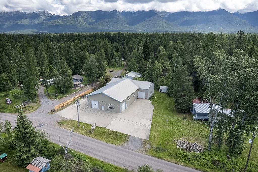 Photo of 31566 S Ferndale Drive, Bigfork, MT 59911 (MLS # 30066099)