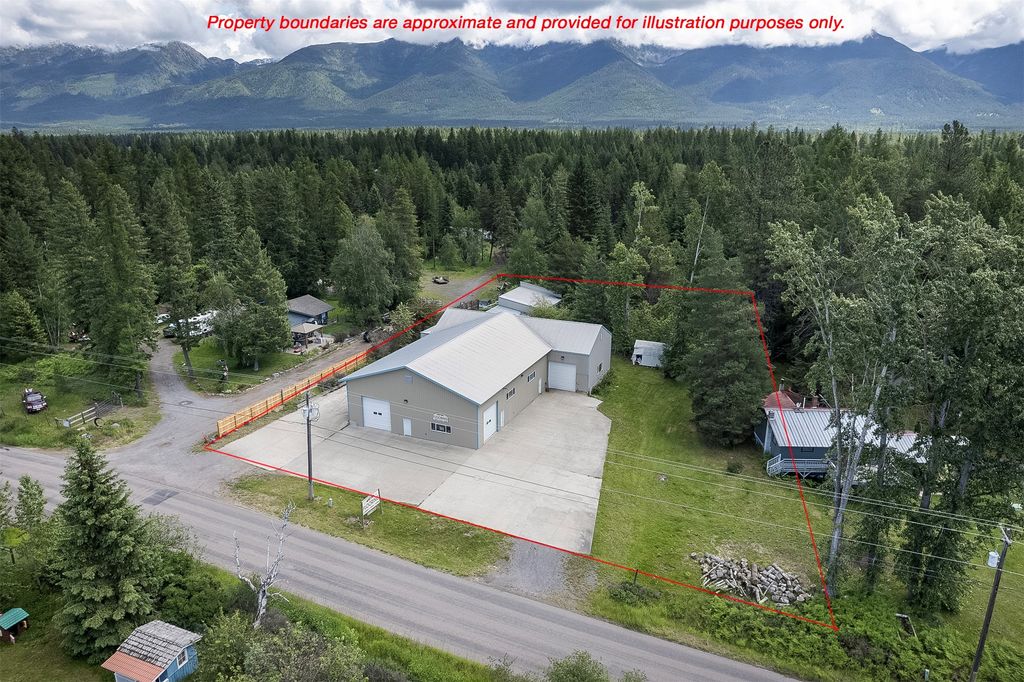 Photo of 31566 S Ferndale Drive, Bigfork, MT 59911 (MLS # 30066099)