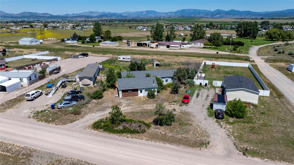 Photo of 3562 Eichhoff Road, Helena, MT 59602 (MLS # 30074363)