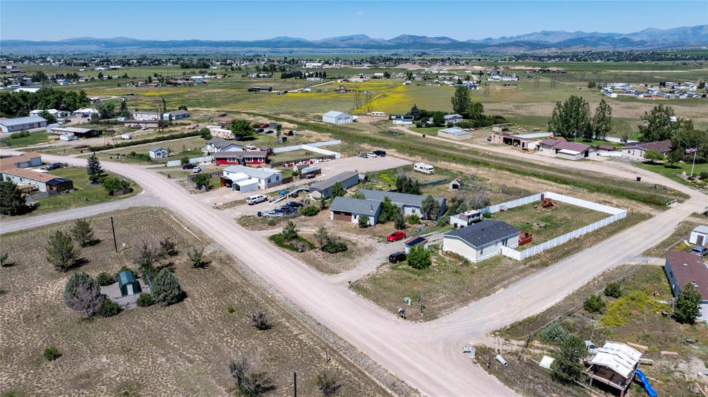Photo of 3562 Eichhoff Road, Helena, MT 59602 (MLS # 30074363)