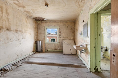 Tiny photo for 120 W Broadway Street, Butte, MT 59701 (MLS # 30073692)