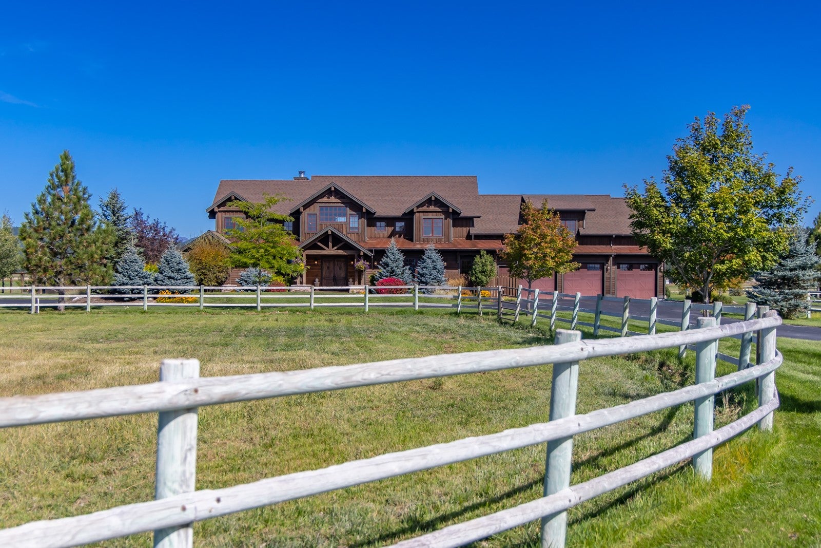 1729 Spring Prairie Ranch Road