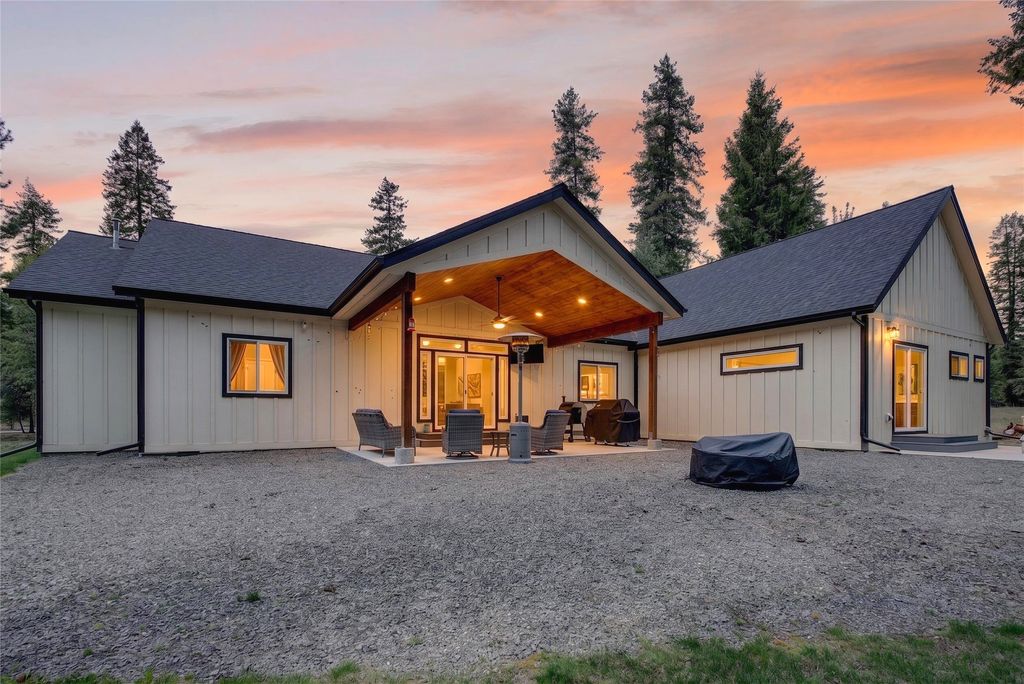 Photo of 3 Craws Nest Loop, Thompson Falls, MT 59873 (MLS # 30070205)