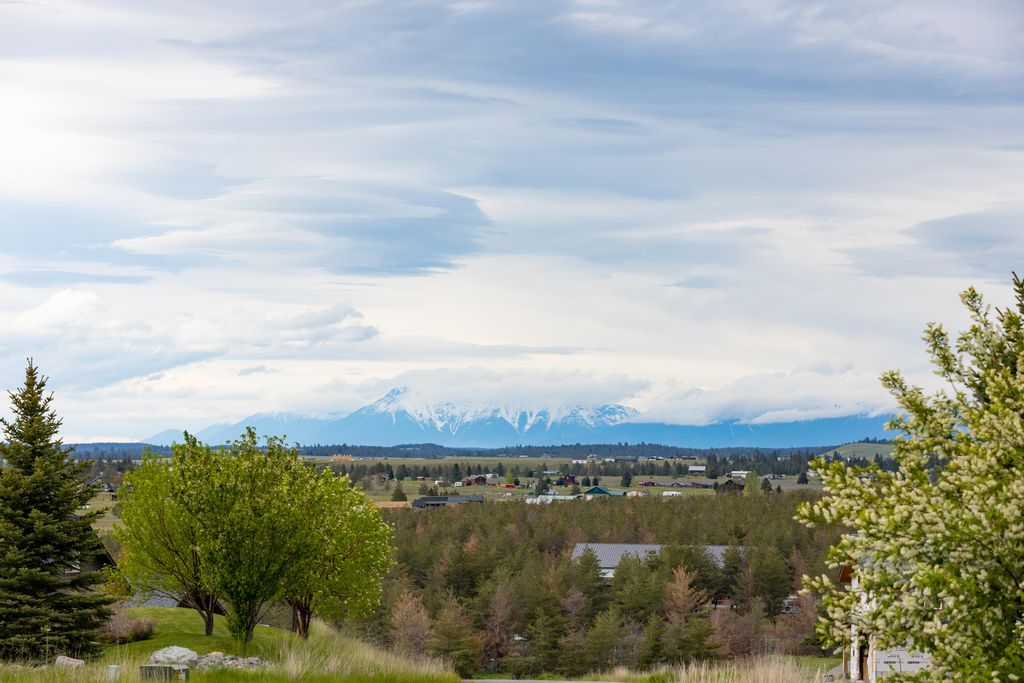 Photo of 171 Quirk Trail, Eureka, MT 59917 (MLS # 30067919)