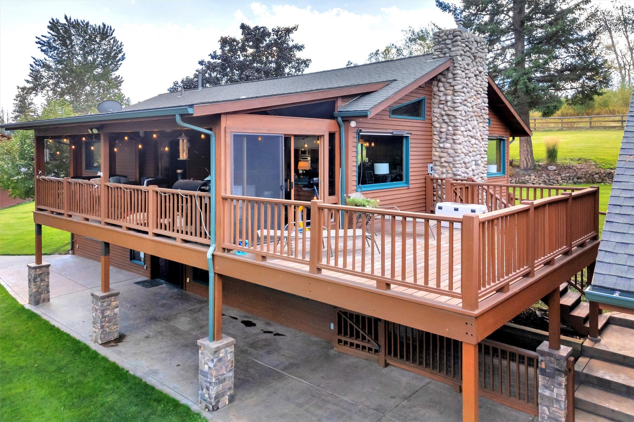 Stevensville, Montana 59870, United States, 5 Bedrooms Bedrooms, ,5 BathroomsBathrooms,Residential,Active,41203