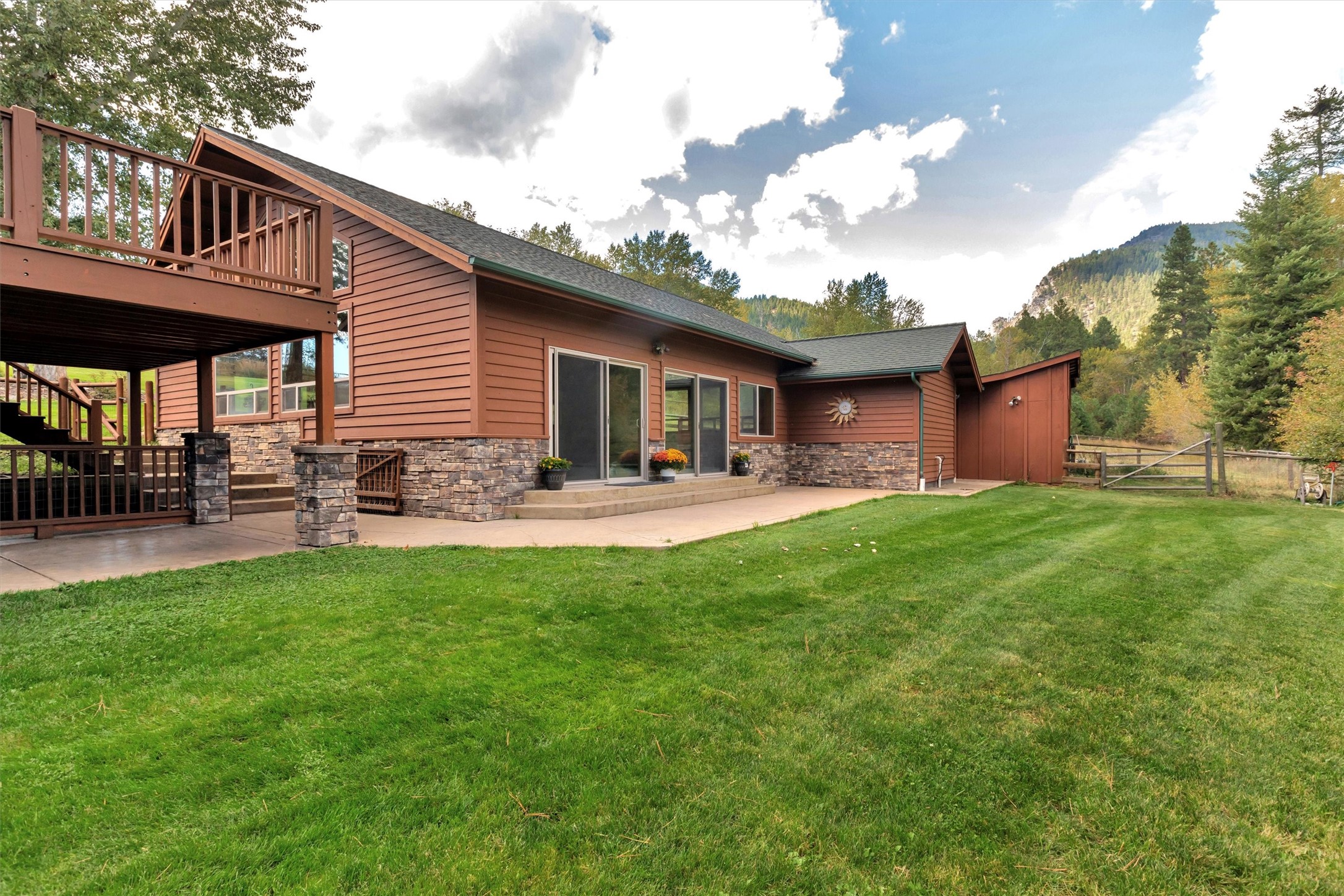 Stevensville, Montana 59870, United States, 5 Bedrooms Bedrooms, ,5 BathroomsBathrooms,Residential,Active,41203