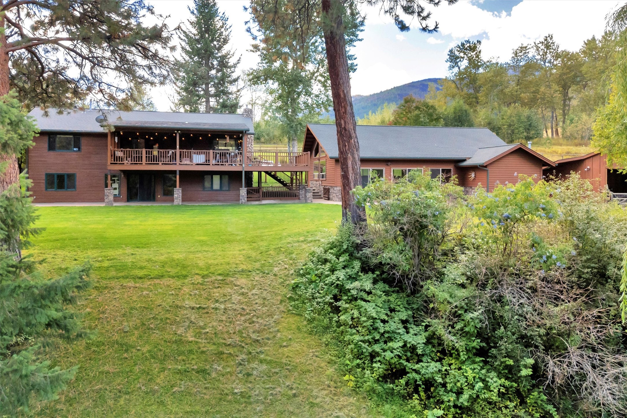 Stevensville, Montana 59870, United States, 5 Bedrooms Bedrooms, ,5 BathroomsBathrooms,Residential,Active,41203