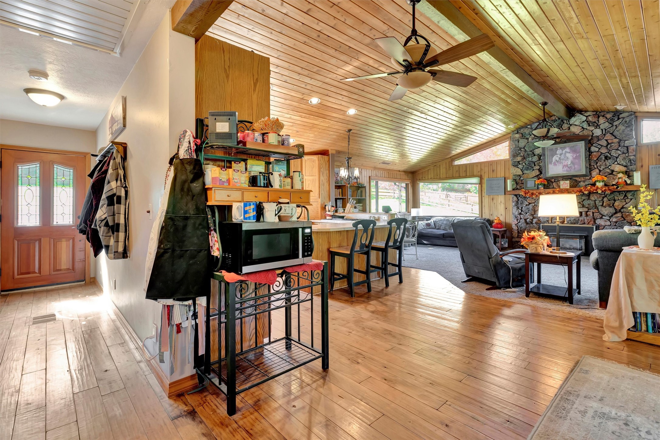 Stevensville, Montana 59870, United States, 5 Bedrooms Bedrooms, ,5 BathroomsBathrooms,Residential,Active,41203