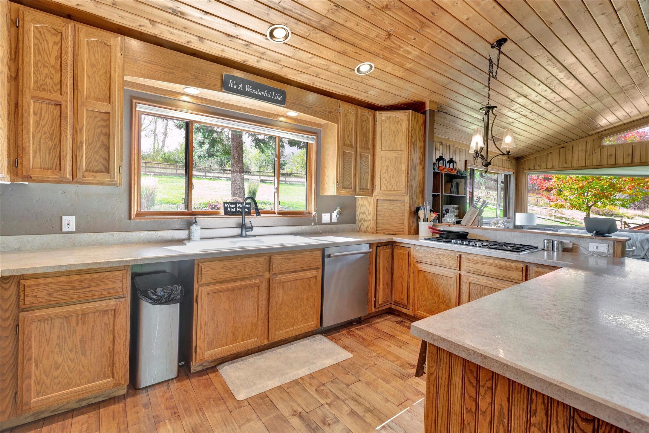 Stevensville, Montana 59870, United States, 5 Bedrooms Bedrooms, ,5 BathroomsBathrooms,Residential,Active,41203