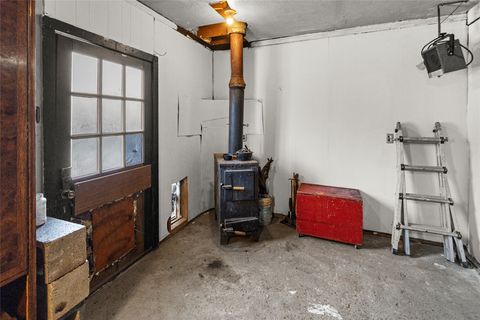 Tiny photo for 1305 4th Avenue E, Kalispell, MT 59901 (MLS # 30065601)