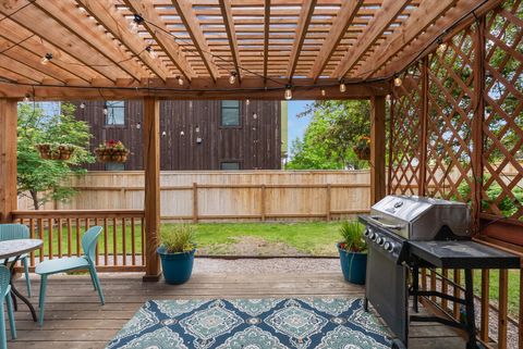Tiny photo for 1039 Palmer Street, Missoula, MT 59802 (MLS # 30071134)