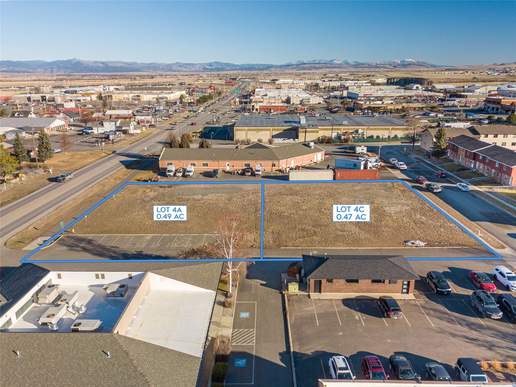 Photo of 935 W Custer Avenue, Helena, MT 59601 (MLS # 30065229)