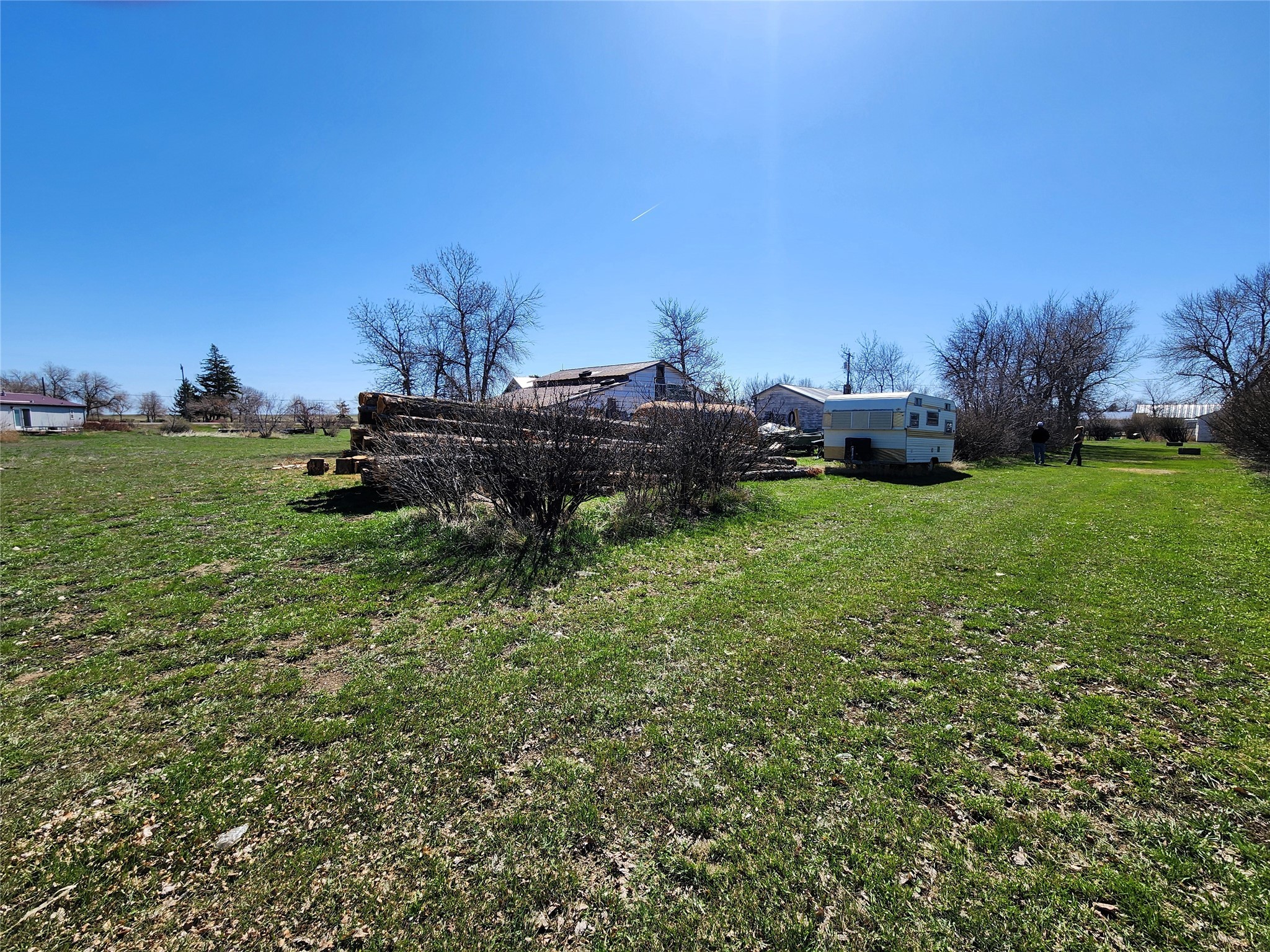 116 3rd Avenue NE