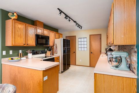 Tiny photo for 305 Kelly Road #F21, Kalispell, MT 59901 (MLS # 30066568)