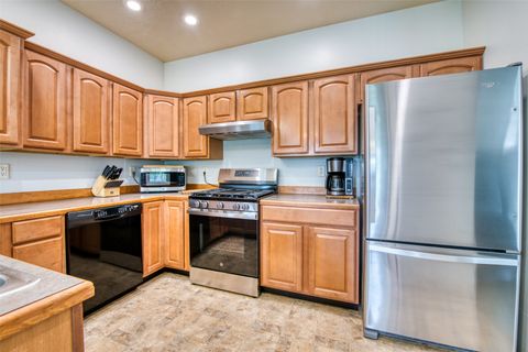 Tiny photo for 126 Thomas Street, Hamilton, MT 59840 (MLS # 30069481)