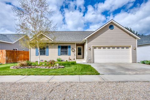 Tiny photo for 126 Thomas Street, Hamilton, MT 59840 (MLS # 30069481)