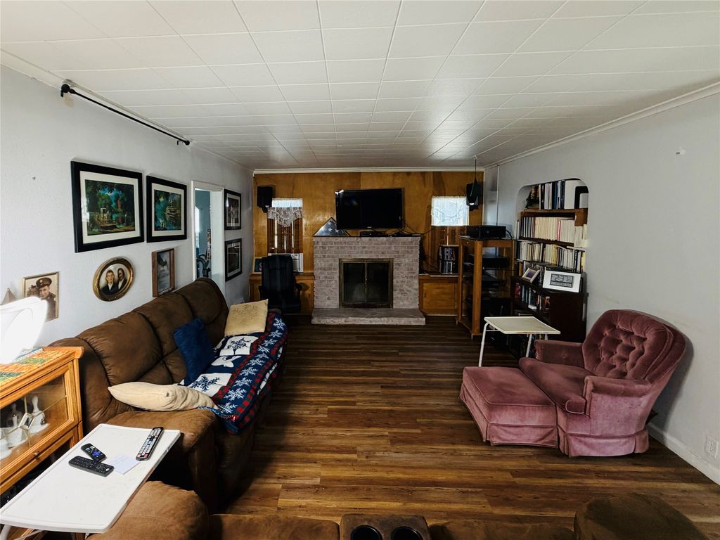 Photo of 2619 1st Avenue N, Great Falls, MT 59401 (MLS # 30068770)