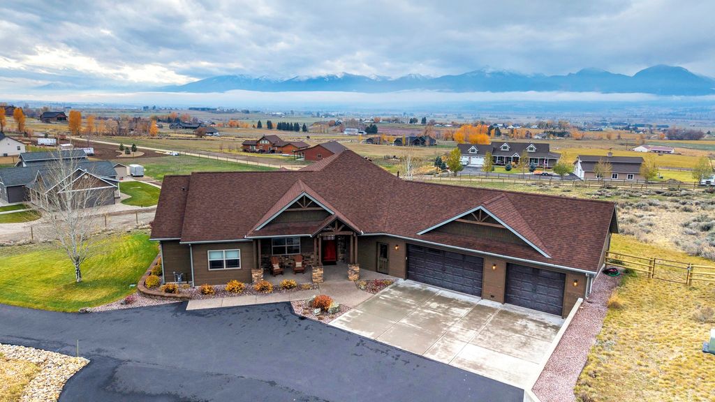 Photo of 1631 Empire Terrace, Corvallis, MT 59828 (MLS # 30060549)
